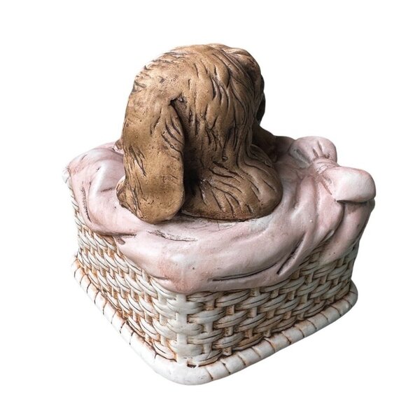 VTG Royal Crown Porcelain Music‎ Box Puppy Love Plays Close to You Works 3.75" - Picture 4 of 9